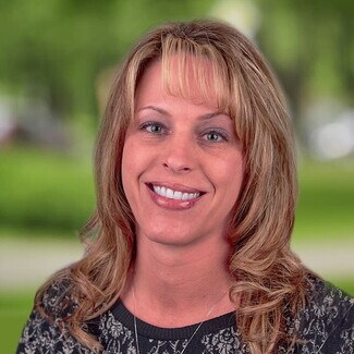 Jennifer Mccluskey(Yox)