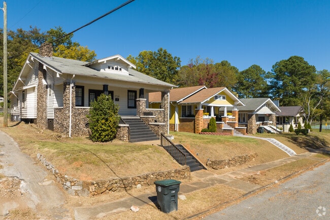 North Birmingham offers a wide variety of Craftsman-style homes to choose from.