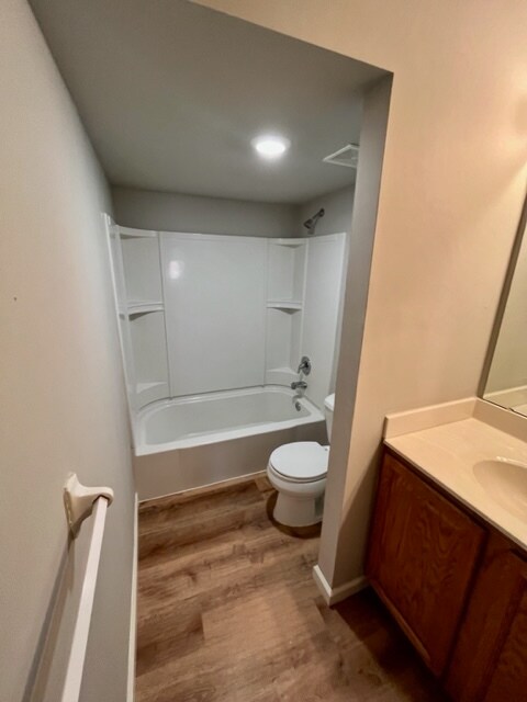 3794 Lemay Village Ln unit 3794, Saint Louis, MO 63125 - photo 5