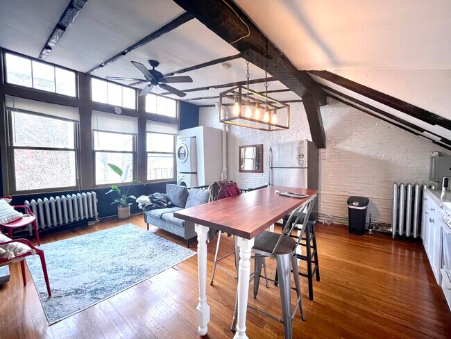 4 Champney Plaza unit 3, Boston, MA 02114 - photo 2