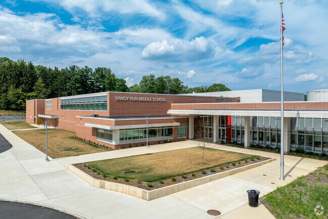 Sandy Run Middle School has a great student teacher ratio of 13 to 1.