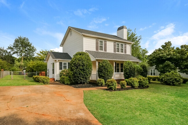 406 Weaver Ln, Simpsonville, SC 29681 - photo 4