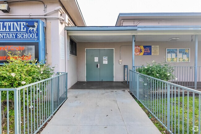Hazeltine Avenue Elementary