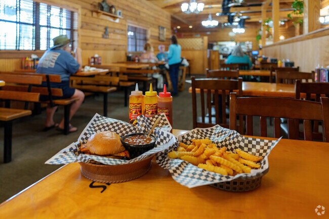 Dustin's BBQ serves authentic southern barbeque in Edgewater.