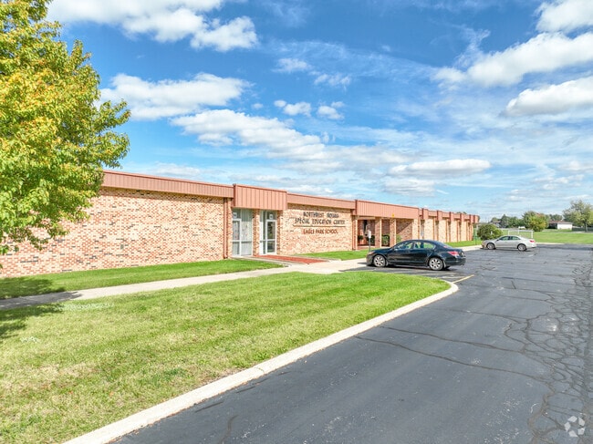 Eagle Park Community School has 105 students.