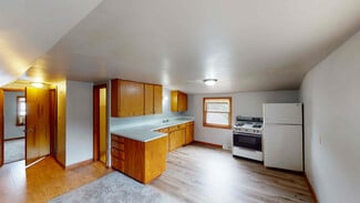 1420 Lee Ave Unit 1/2, Albert Lea, MN 56007