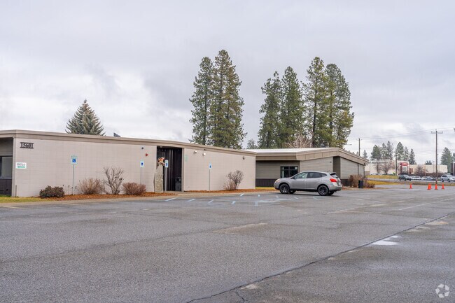 Lakeland Middle School is located near the high school.