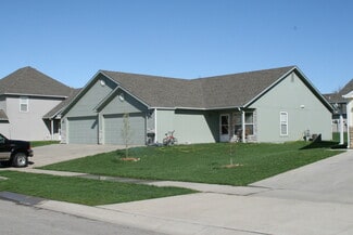 1022 Augusta Ln, Ottawa, KS 66067