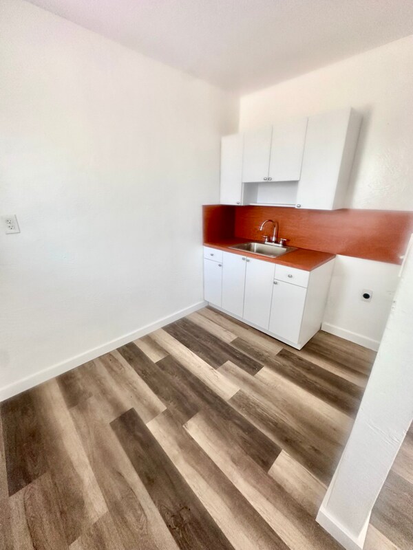 5820 NW 17th Ave Unit 6, Miami, FL 33142