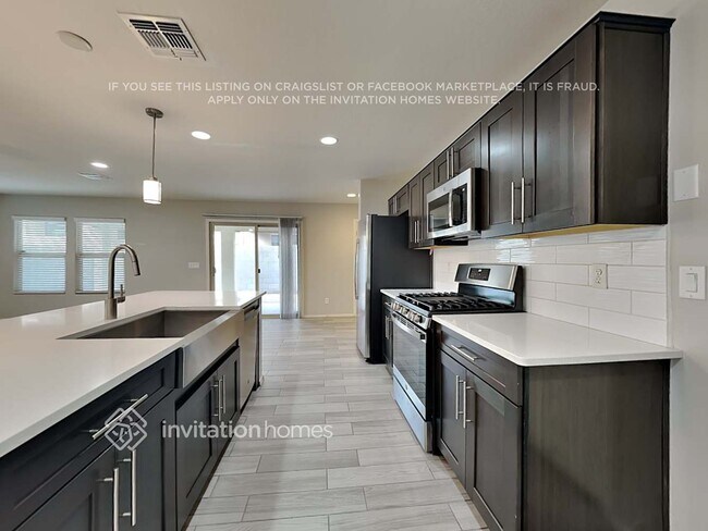 16436 W La Ventilla Way, Goodyear, AZ 85338 - photo 7