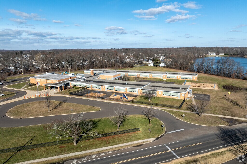 Manor Elementary School has a nice school campus.