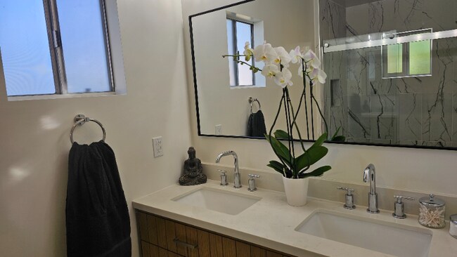 6718 Murietta Ave, Van Nuys, CA 91405 - photo 6