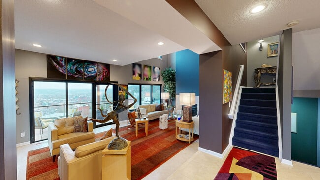 1825 Walker St, Cincinnati, OH 45202 - photo 3