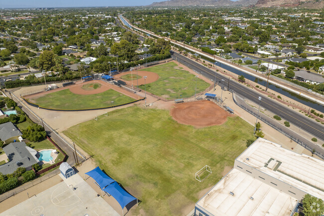 Phoenix’s Ingleside Middle School has several well maintained baseball fields.