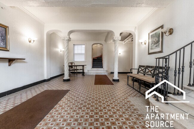 2127 N Dayton St unit 304, Chicago, IL 60614 - photo 7