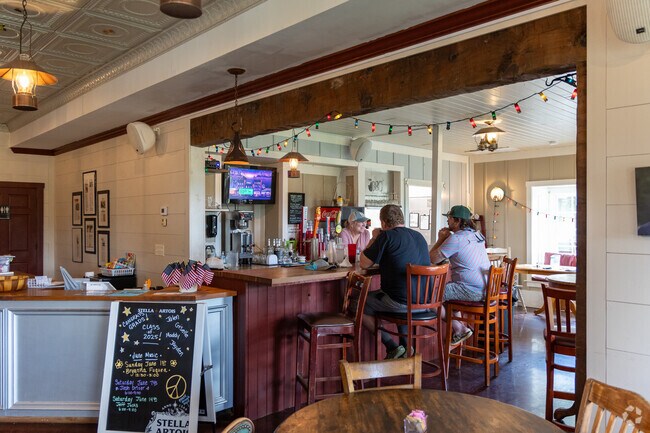 Petunia's Silver Jalapeno, is one of two restaurants near Kensington.