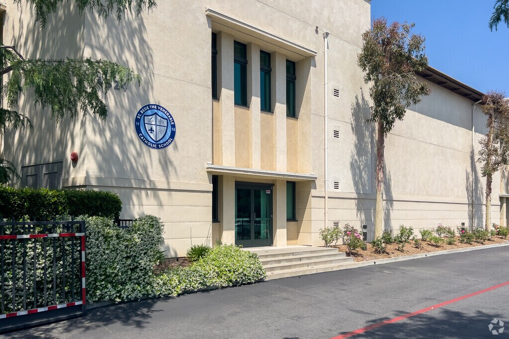 St. Bede The Venerable Elementary School is a private school in La Cañada Flintridge.