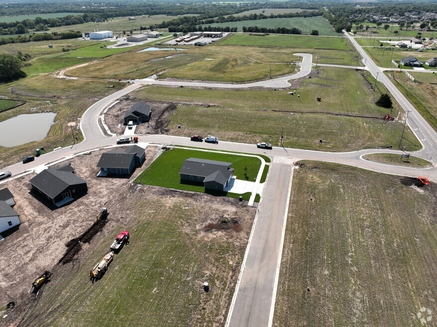 1602 N Topaz Ln, Mulvane, KS 67110 - photo 2