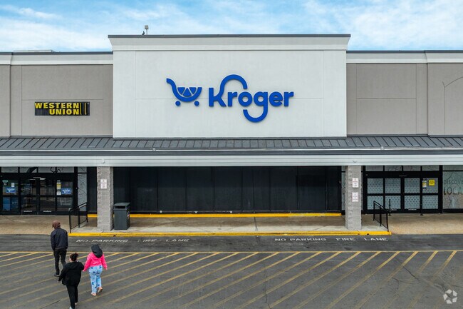 Gordonston residents can do their grocery shopping at the Kroger.