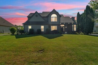4521 Links Ct, Ann Arbor, MI 48108