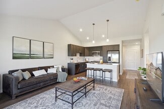 1810 NW Savannah Ln, Polk City, IA 50226