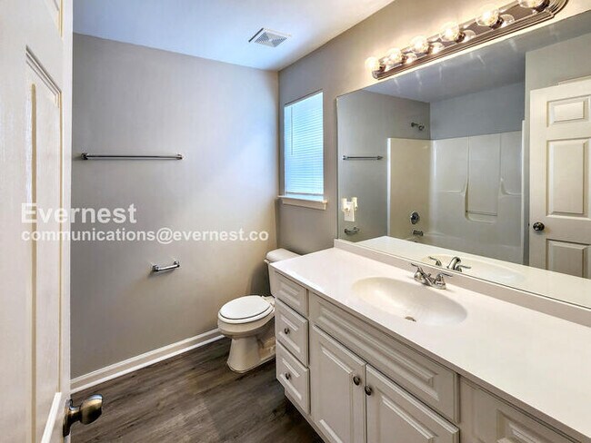 2175 Red Oak Cir, Union City, GA 30291 - photo 6