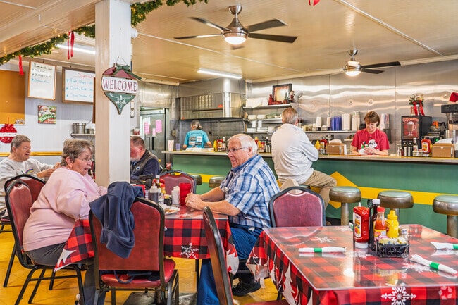 Cavetown residents can enjoy classic American fare at Dixie Diner in Smithsburg.