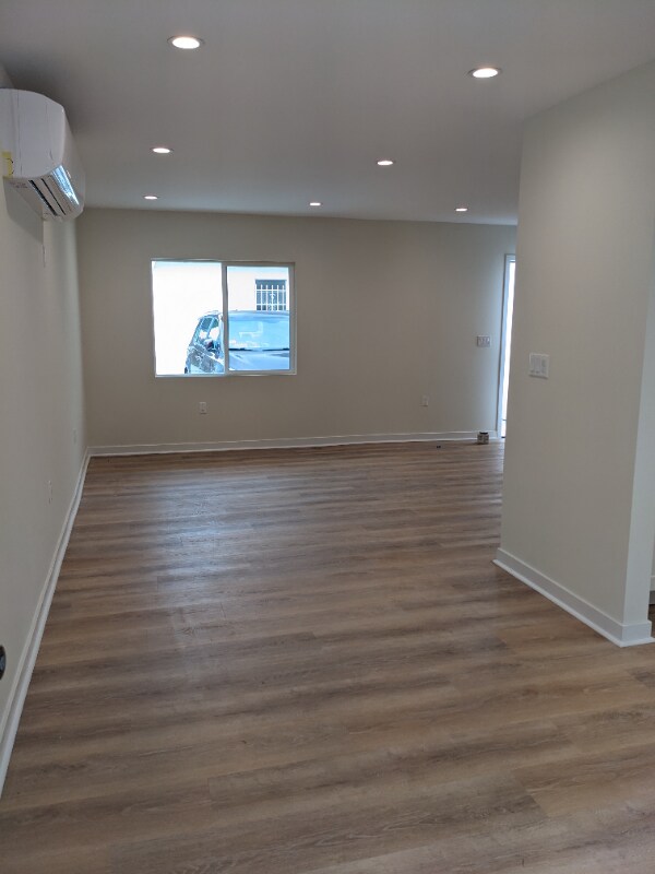 2102 Thurman Ave unit 2102 1-2, Los Angeles, CA 90016 - photo 5
