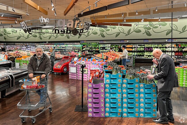 Smith’s grocery stores close to Cascade neighborhood make stocking up easy and affordable.