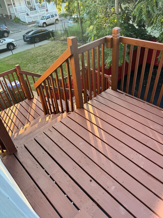 211 Oxford St unit 1st floor apt, Providence, RI 02905 - photo 4