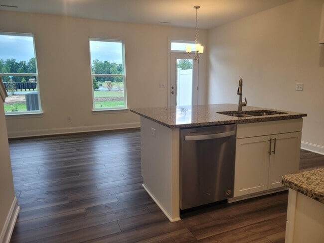 3607 Tarmac Rd W unit 117, Wilson, NC 27896 - photo 2