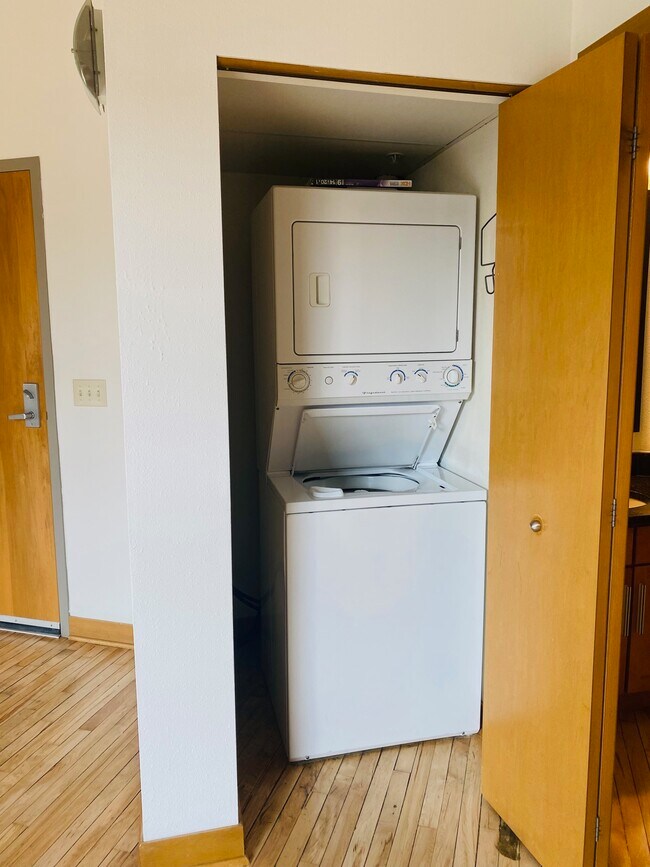 1017 S 2nd St unit 403, Milwaukee, WI 53204 - photo 4