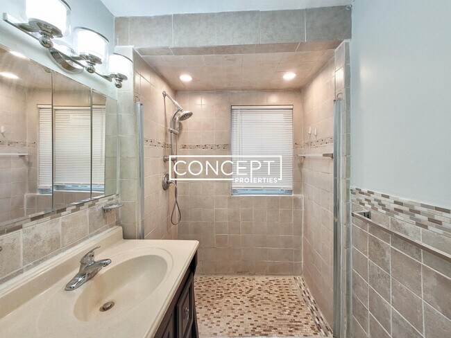 31 Juniper St unit 1, Boston, MA 02119 - photo 2