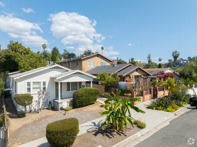 Craftsman Style homes are quite popular in Highland Park.