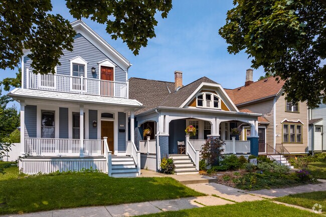 Various architectural styles are found throughout Brewers Hill.