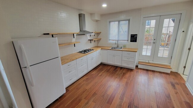 19 70th St unit 2, Guttenberg, NJ 07093 - photo 6