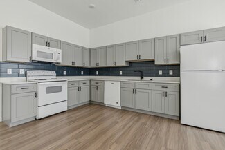 619 W Live Oak St, Fredericksburg, TX 78624