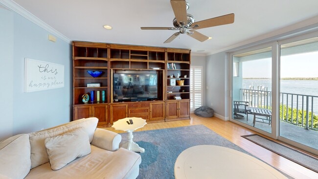 383 Seminole Way, Fort Myers Beach, FL 33931 - photo 3