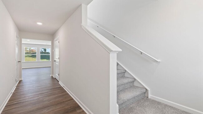 2231 Springview Ct, Boiling Springs, SC 29316 - photo 3