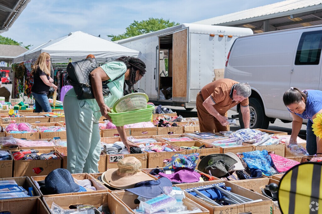 3032 Salisbury St, Rochester, NY 14609 MLS R1572497