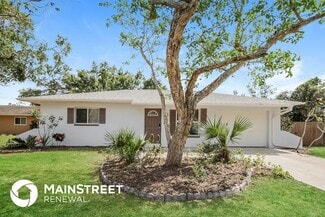 12613 Sixth St, Fort Myers, FL 33905