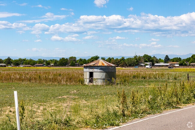 Kirkegaard Acres is a rural suburb of Aurora where horses roam and noise levels are low.