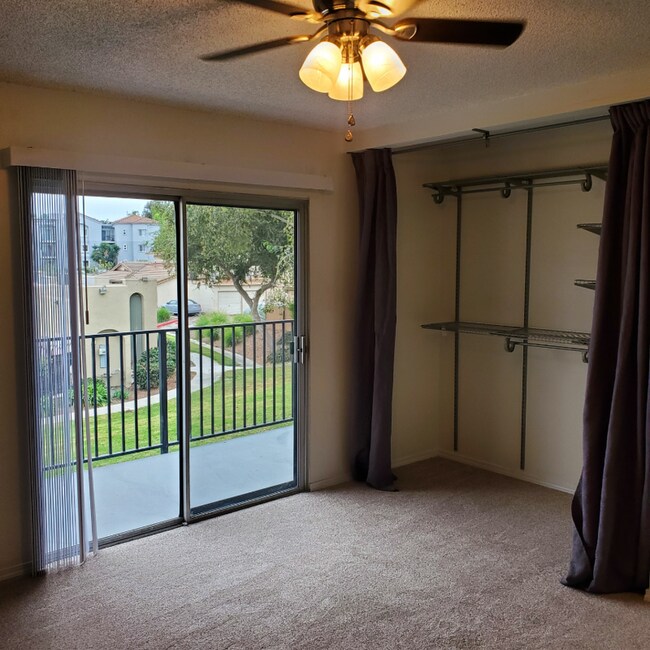 1643 Rue de Valle, San Marcos, CA 92078 - photo 4