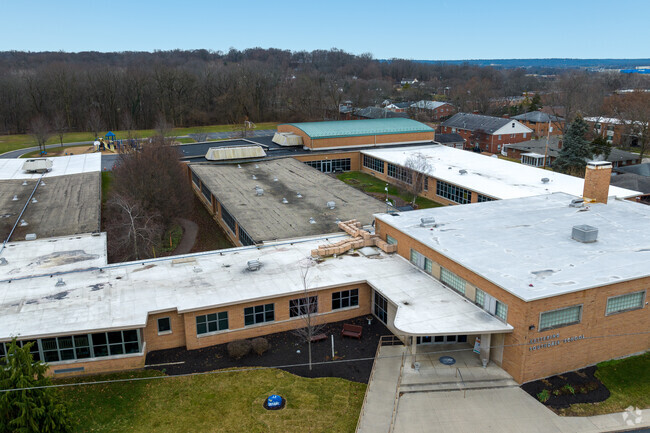 According to Niche, Southdale Elementary School has an overall rating of B+.