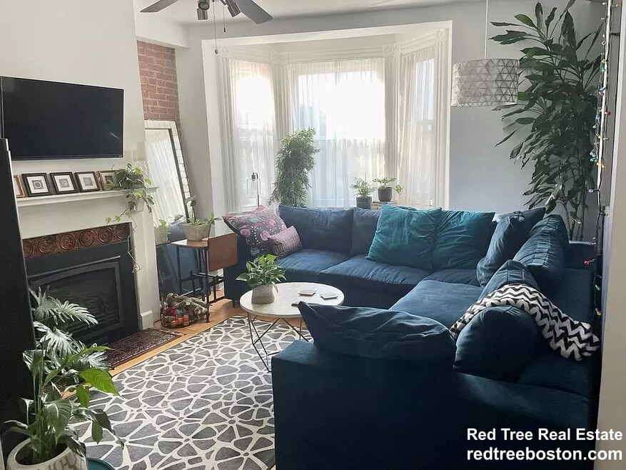 31 Station St, Brookline, MA 02445 - photo 1