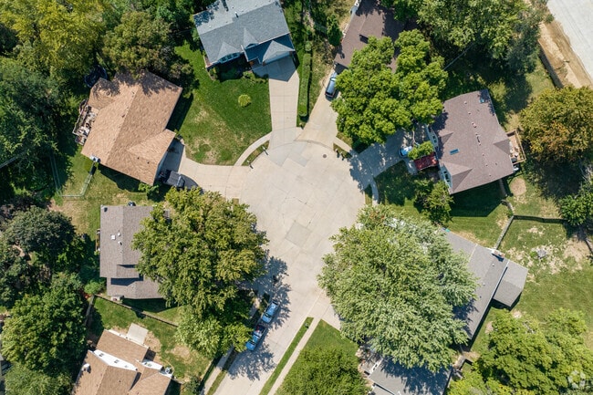 Piedmont Wycliffe features quiet cul-de-sacs perfect for peaceful neighborhood living.