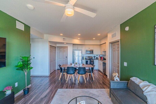 9600 W Georgia Ave unit ID1369233P, Glendale, AZ 85305 - photo 5