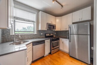 2322 N Rockwell St, Chicago, IL 60647