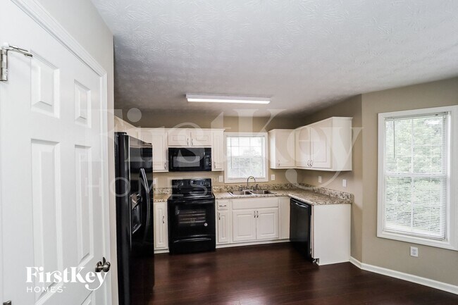 126 Calico Loop, Grantville, GA 30220 - photo 5