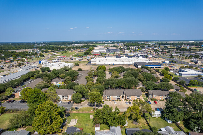 Chaparral Apartments - 2704 Shed Rd, Bossier City, LA | Homes.com